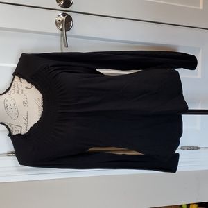 ♦️Merona black long sleeved smocked top.♦️ 5 for $25